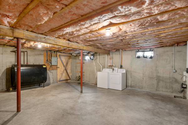 Building Photo - 40 Magnolia St