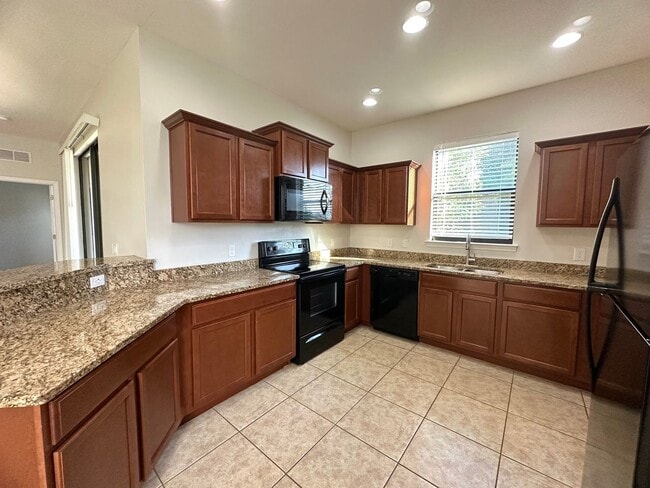 Building Photo - Fenced 3 Bed 2 Bath in SW Cape Coral Available Now!