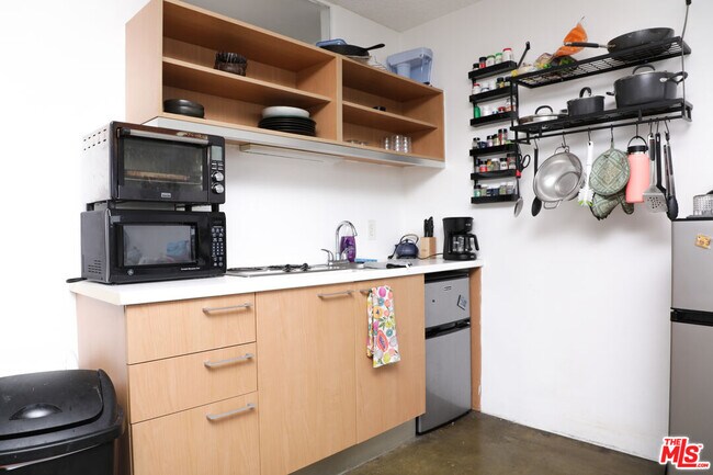 Building Photo - 750 Garland Ave