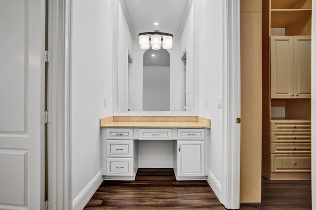Building Photo - 9210 Equus Cir