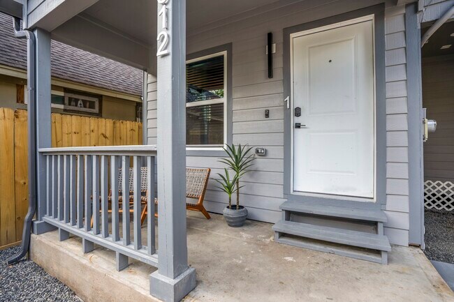 Building Photo - 5512 Texas St