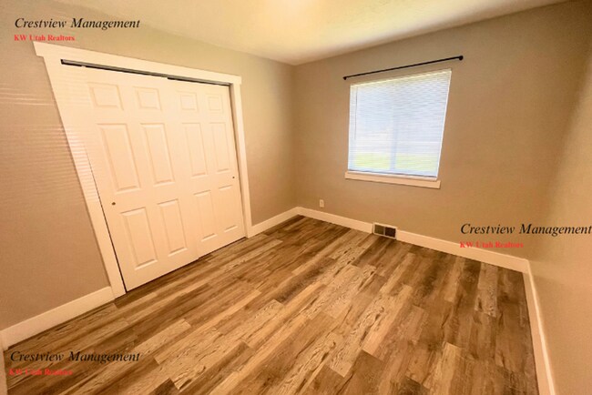 Building Photo - Claybourne Duplex