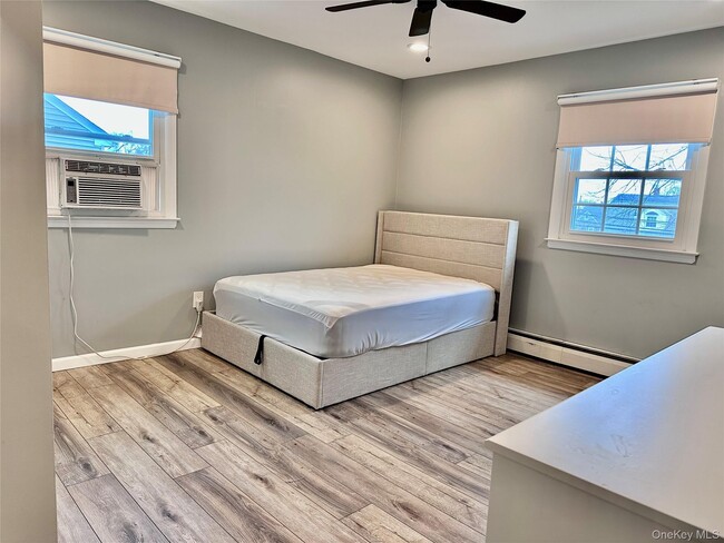 Building Photo - 107 Fairview Ave