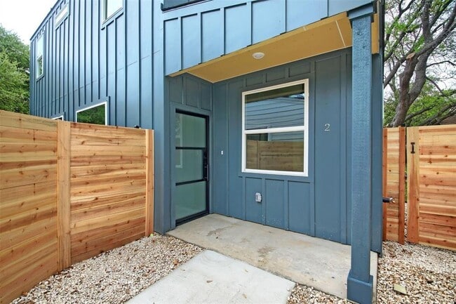 Primary Photo - 6111 Carnation Terrace