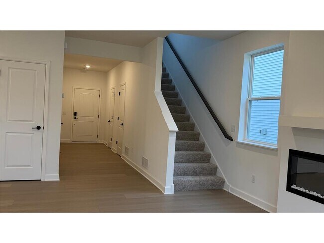 Building Photo - 22348 Isla Wy