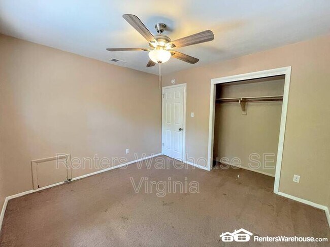 Building Photo - 5736 Avalon Woods Dr