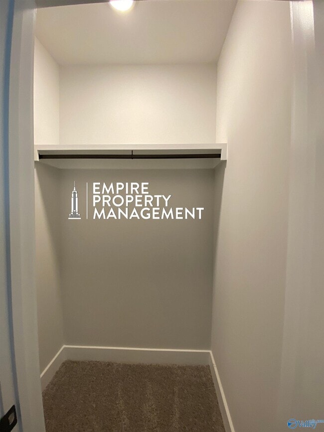 Building Photo - 318 Hay Rake Dr