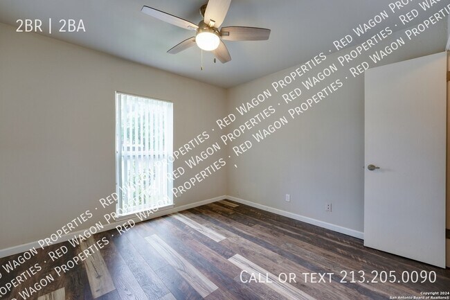 Building Photo - 709 Meadow Arbor Ln