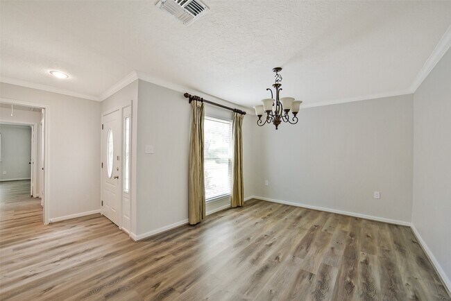 Building Photo - 12423 Olympia Dr