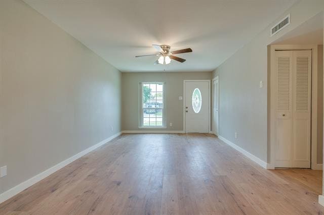 Building Photo - 930 Briarwood Dr