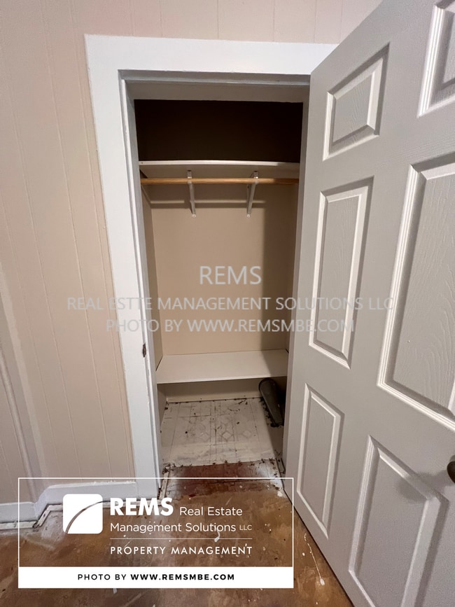 Building Photo - 626/628 4th Avenue