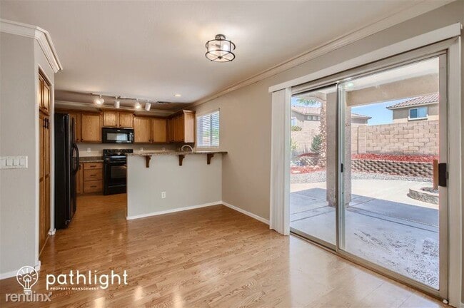 Building Photo - 4 br, 2 bath House - 22264 W Desert Bloom ...