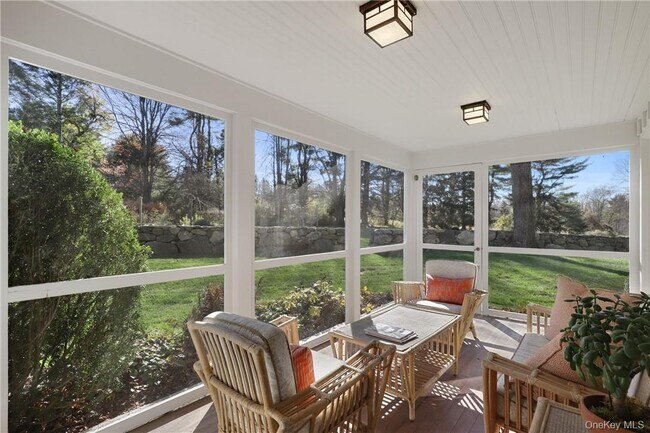 Building Photo - 77 Hook Rd