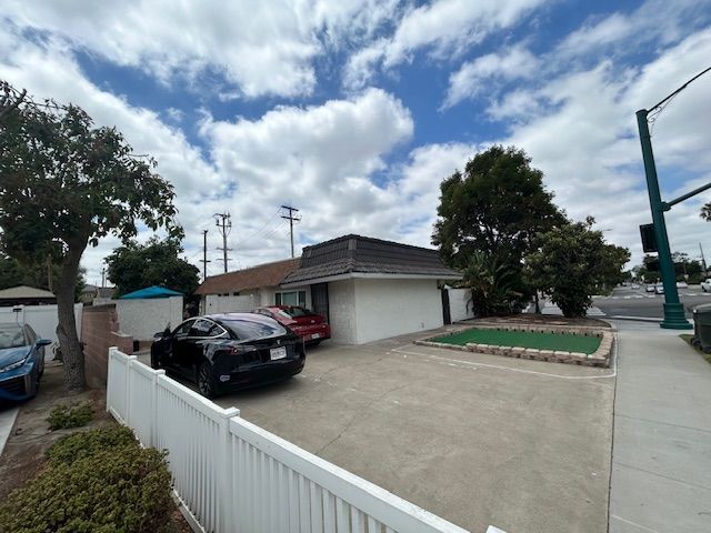 Primary Photo - 1200 W Ball Rd