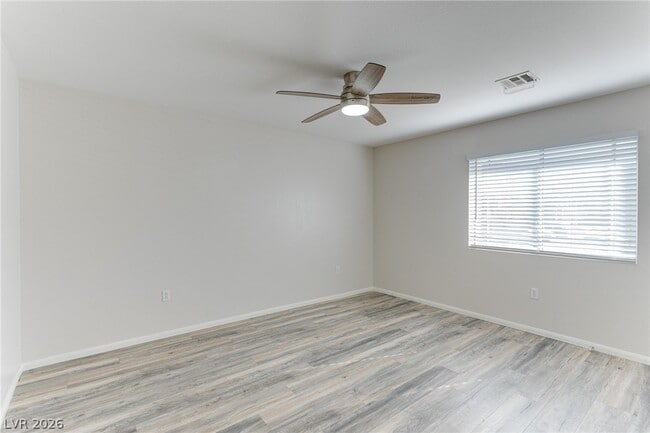 Building Photo - 860 Viento Del Montagna Ave