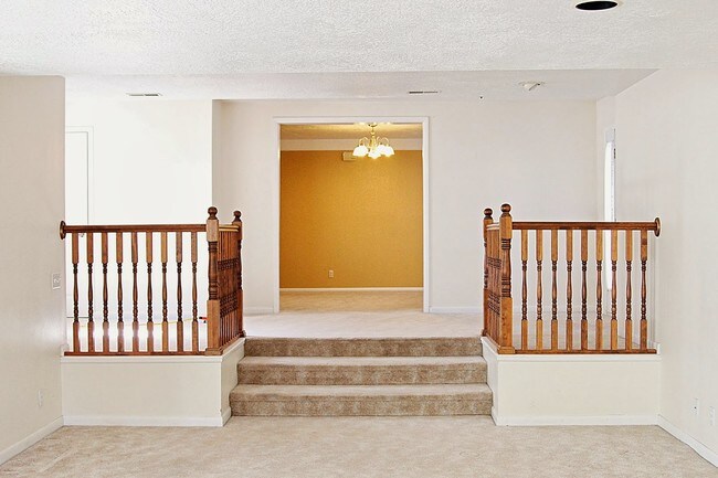 Building Photo - 1760 N 400 E