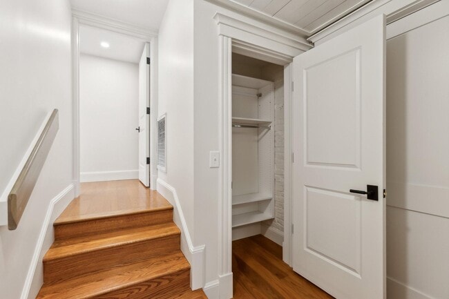 Building Photo - 1641 R St NW