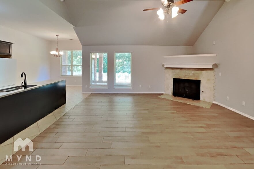 Building Photo - 3317 Wood Valley Rd
