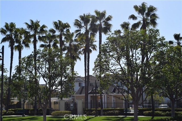 Building Photo - 303 Silk Tree