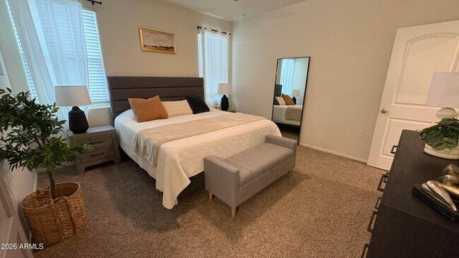 Building Photo - 30998 W Earll Dr