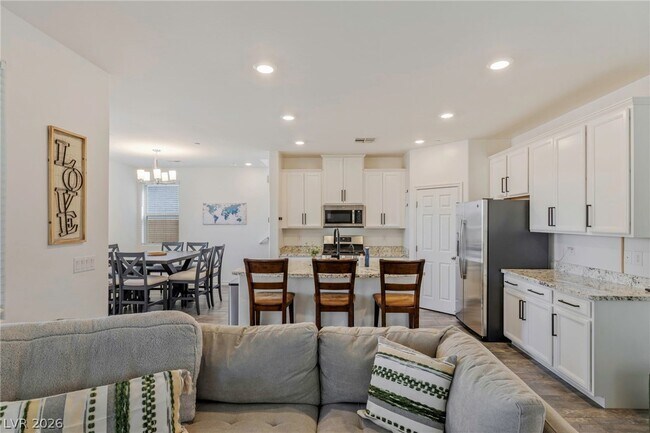 Building Photo - 976 Bluebell Brook St