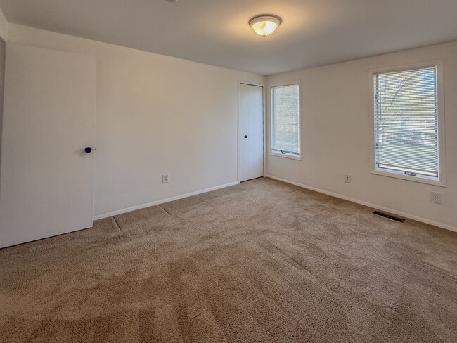 Building Photo - Welcome Home