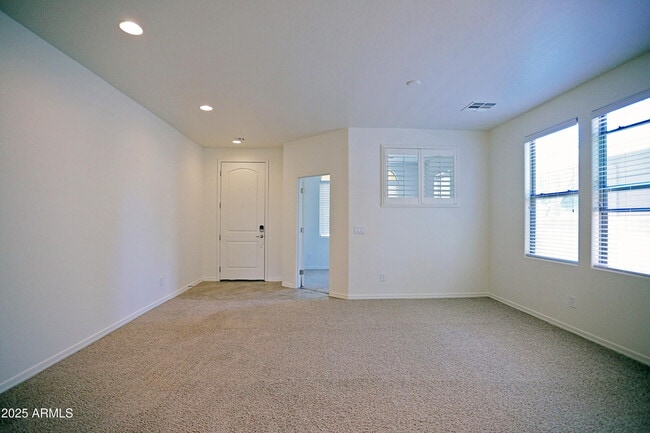 Building Photo - 4690 S Twinleaf Dr