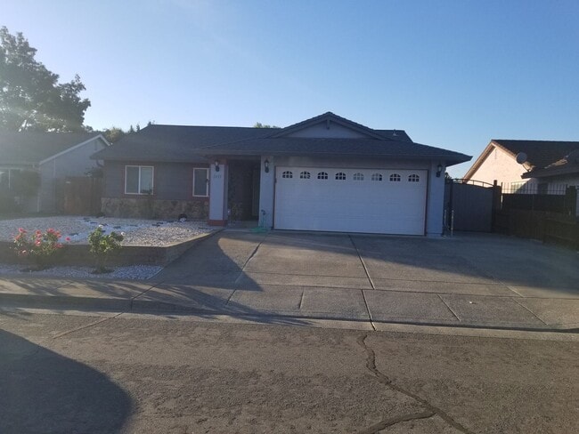 Primary Photo - 2435 Marquette Way