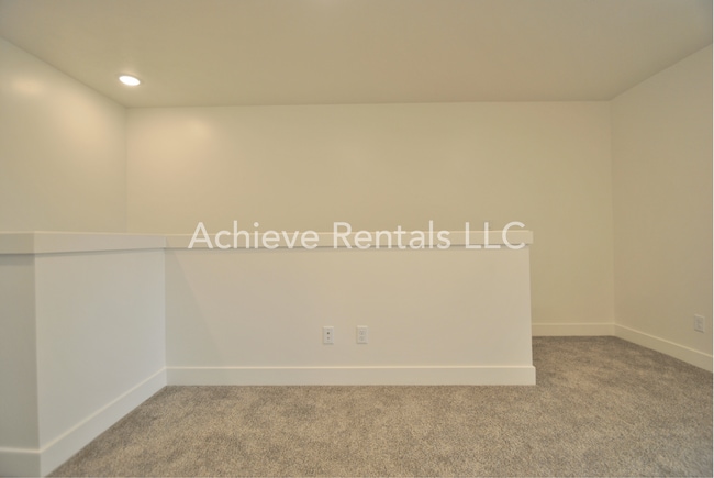 Building Photo - 1219 W 1870 S