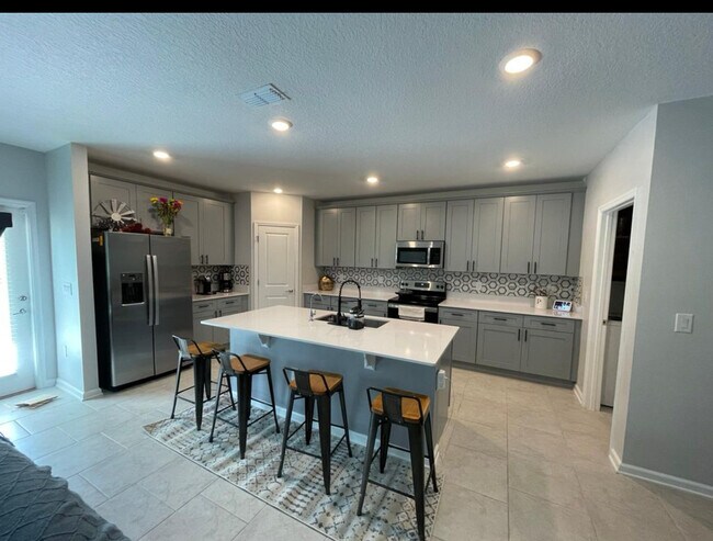 Building Photo - 1038 Berry Ln