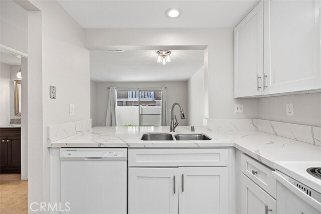 Building Photo - 63 Bentwood Ln