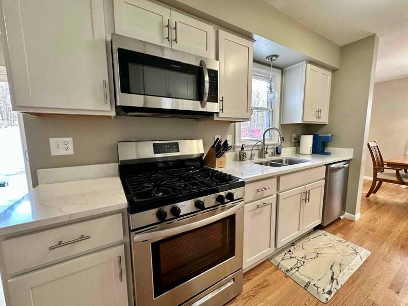 Building Photo - W224N7690 Wooded Hills Dr
