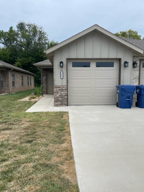 Building Photo - 3251 W Reese