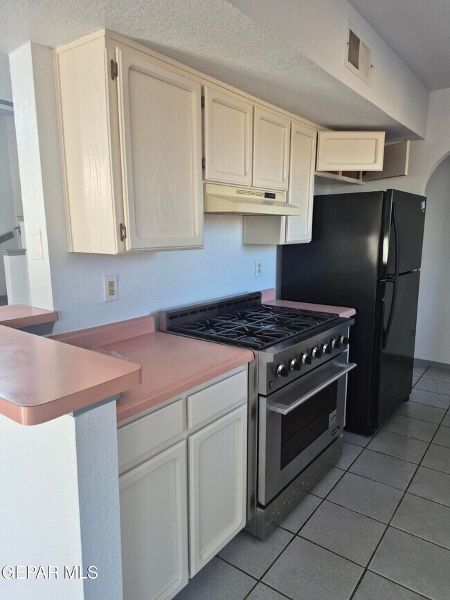 Building Photo - 12143 Noel Espinoza Cir