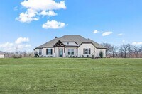 Building Photo - 1029 Silver Sage Trl