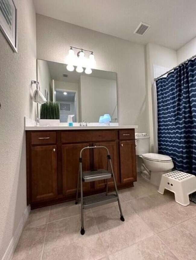 Building Photo - 4460 San Fratello Cir