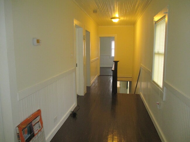 Building Photo - 611 Johnson St
