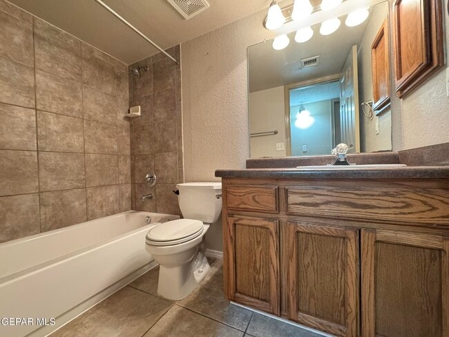 Building Photo - 5316 Ignacio Almanzar Ln