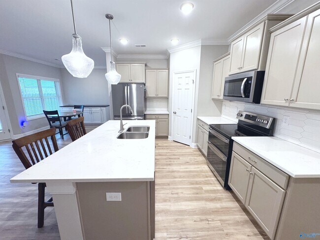 Building Photo - 29419 Canoe Cir NW