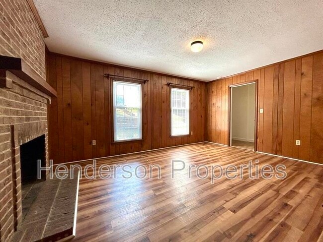 Building Photo - 9211 Robert Frost Ln