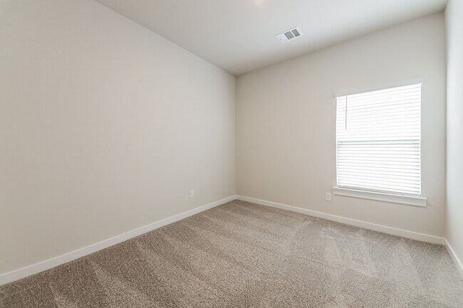 Building Photo - Brand New 2025 Build in Sherman | 3BR/2BA with 2-Car Garage