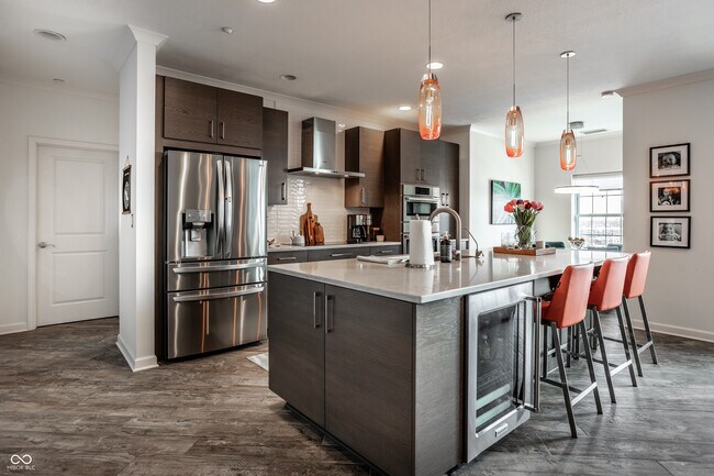 Building Photo - 435 Virginia Ave