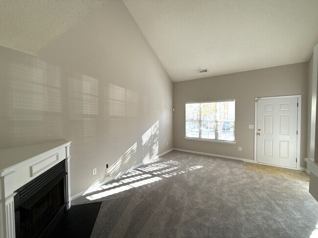 Building Photo - T.R. Lawing Realty Property