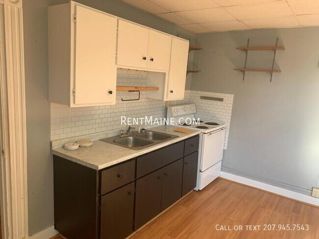 Building Photo - 101 Main Rd