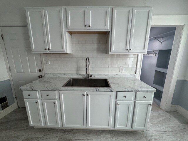 Building Photo - 64-64 Rowe Ave