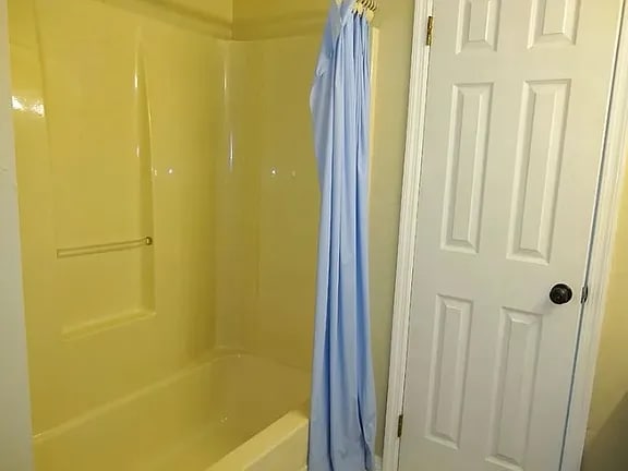 Building Photo - 294 SW Greenridge Ln