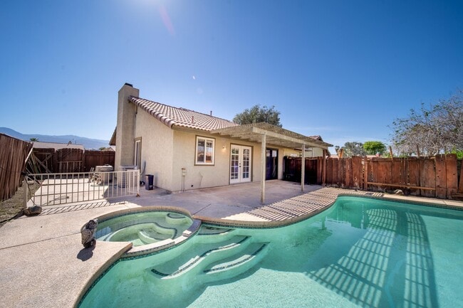 Building Photo - 81402 Palmwood Dr