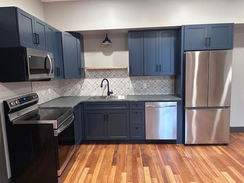 Building Photo - 101 Court St