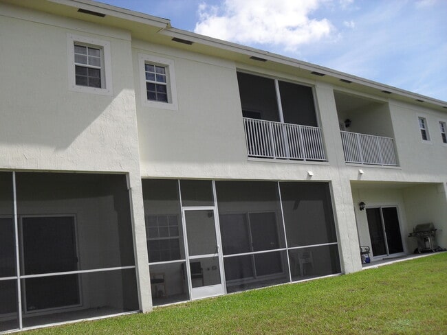 Building Photo - 4234 Emerald Vista