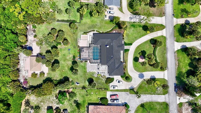 Building Photo - 12231 Areaca Dr